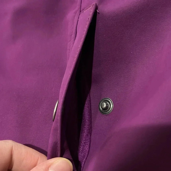 Columbia size Large Softshell Jacket - Picture 3 of 5